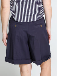 Bermuda Shorts aus Schurwolle