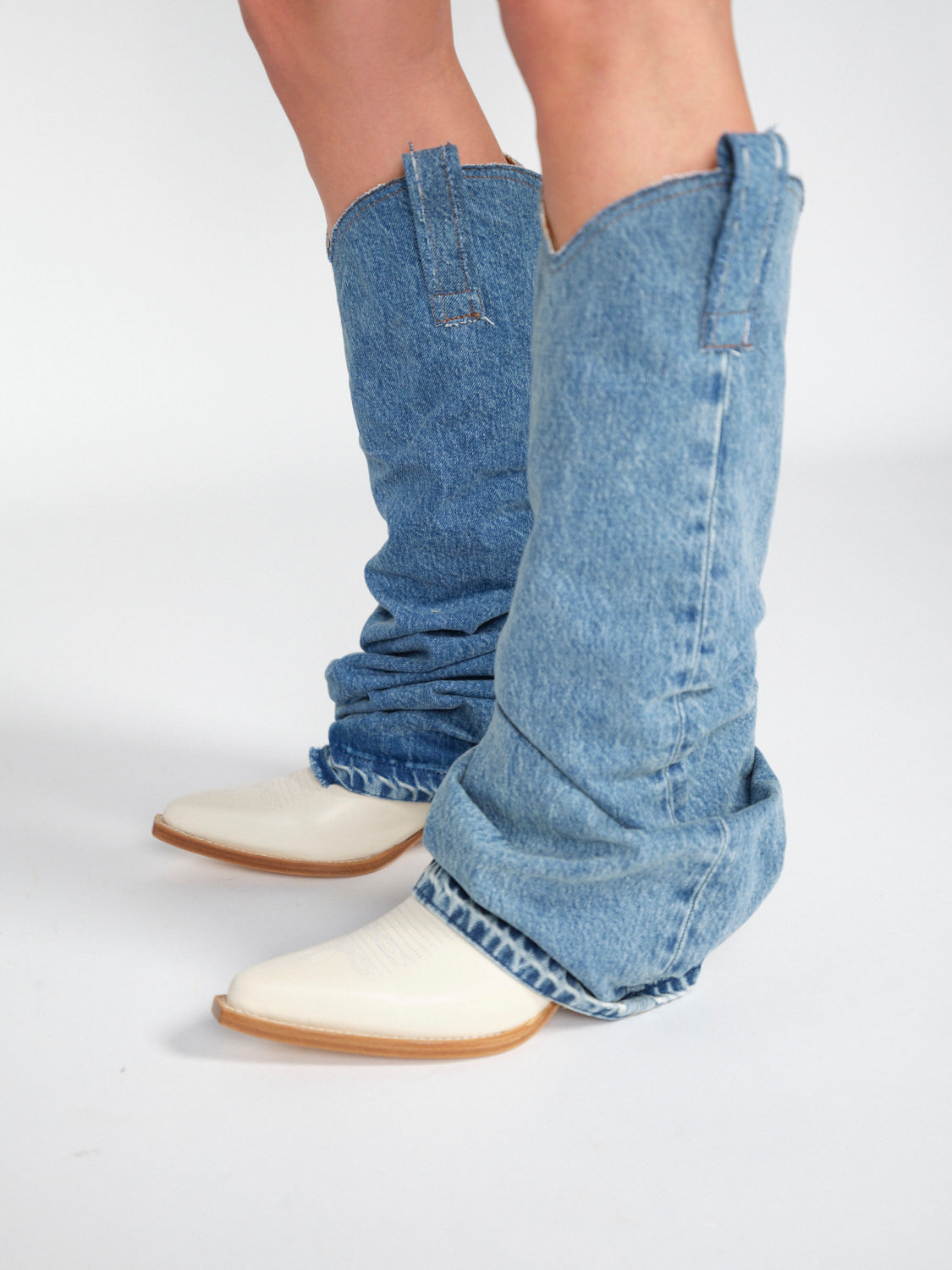 Cowboyboots mit Denim-Stulpen 