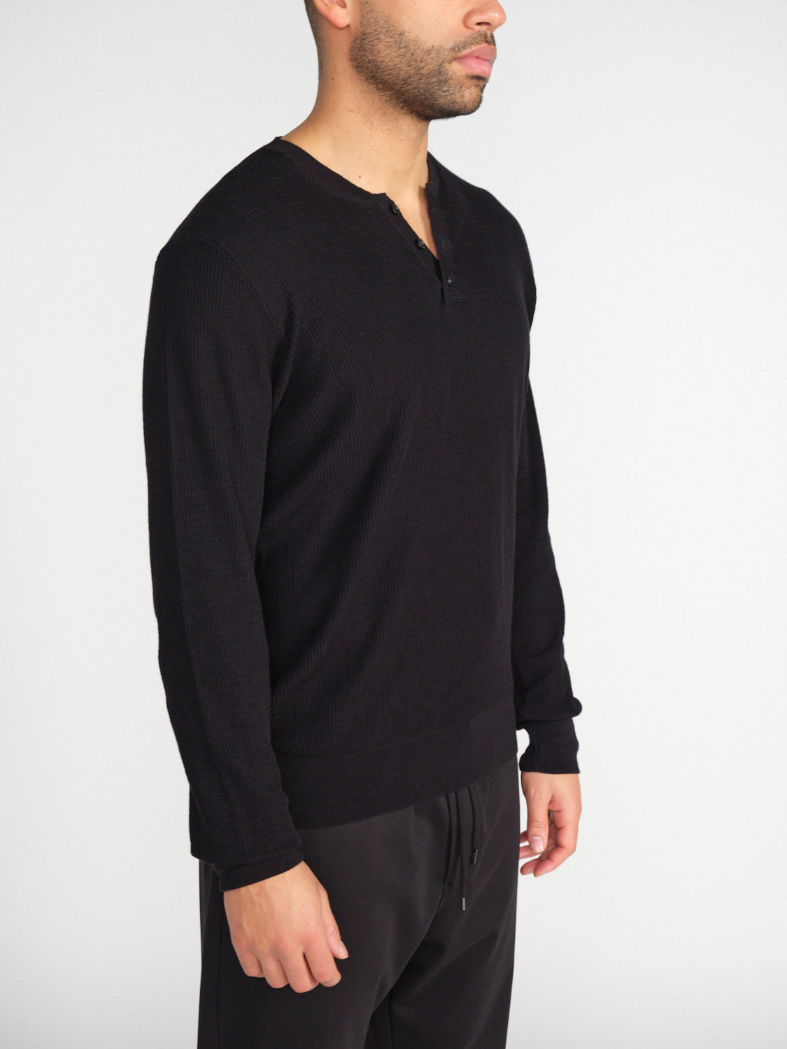 Serafino – Leichter Ripp-Baumwoll Pullover mit Knopfleiste