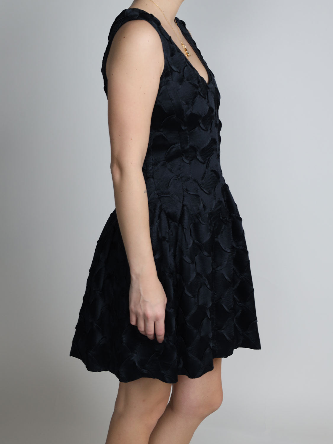 Sabine – ärmelloses Minikleid mit Struktur