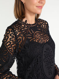 Eleni - Patchwork Minikleid mit floralem Lochmuster