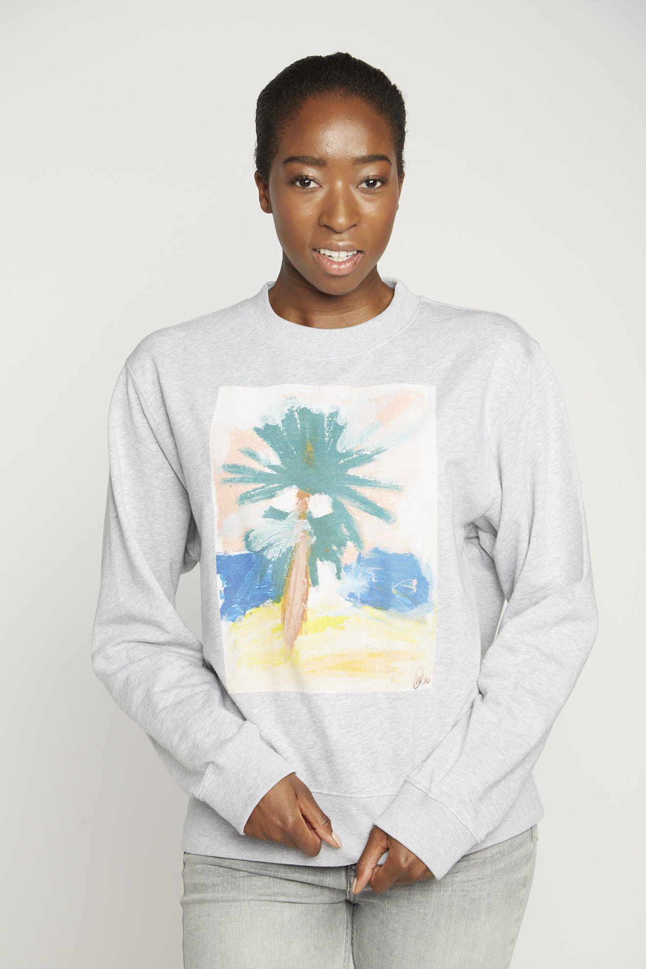 odeeh sweater grey centered palm print cotton model front