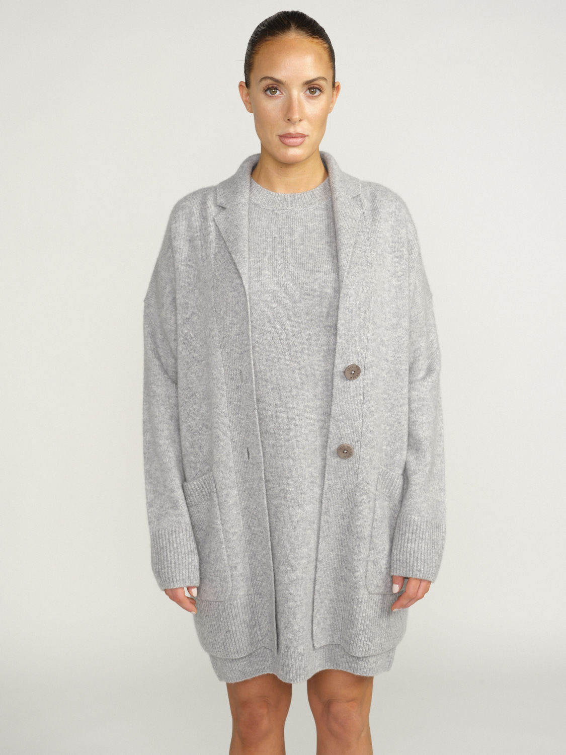 Iris von Arnim Betina - Cardigan with button placket in cashmere and silk grey M/L