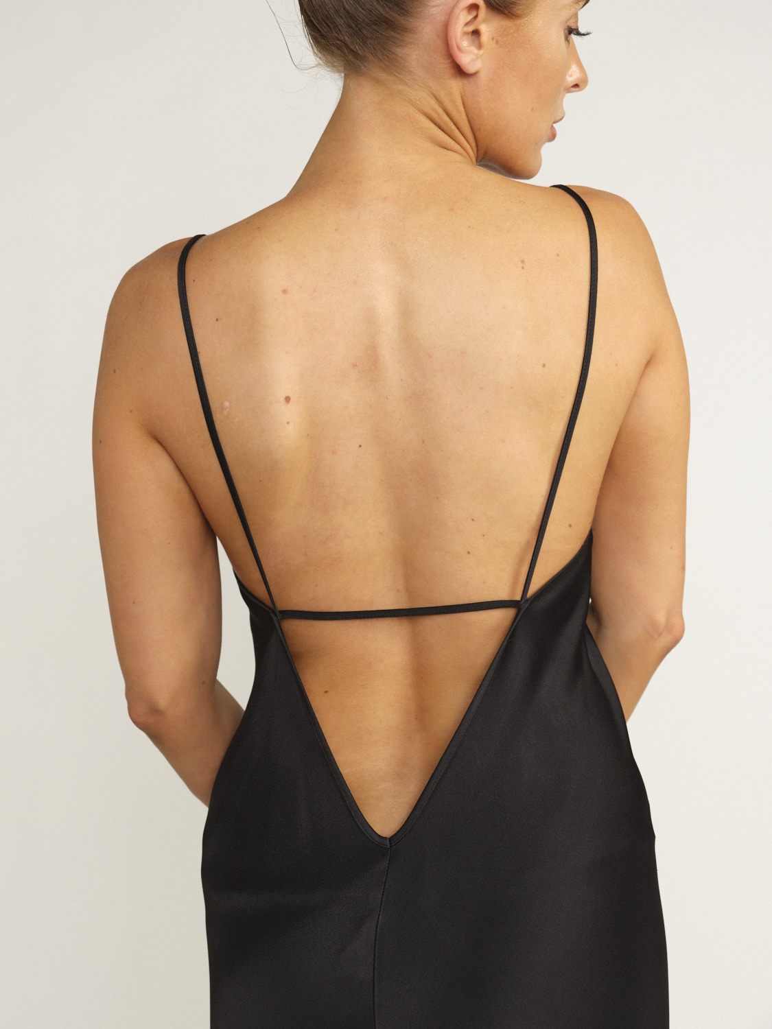 Victoria Beckham Floor Length Cami Dress – Bodenlanges Kleid aus fließendem Stoff schwarz 34