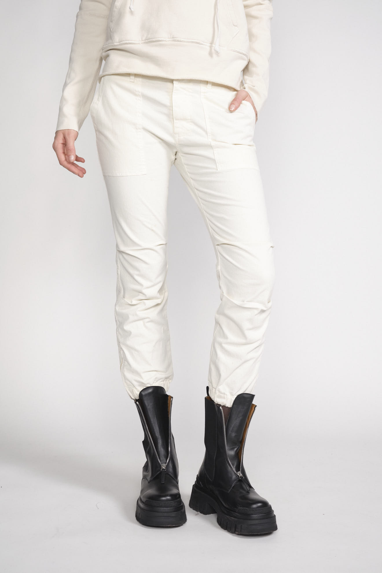Nili Lotan Jeans militari cropped - stile jogging beige 34
