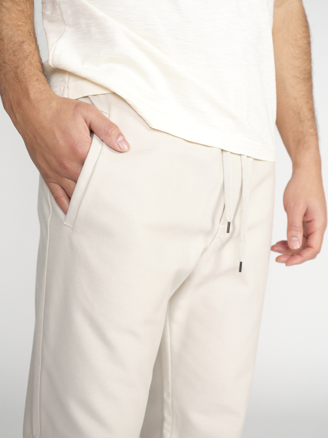 Harris Wharf London Jogging twill - cotton trousers in jogging style creme 50