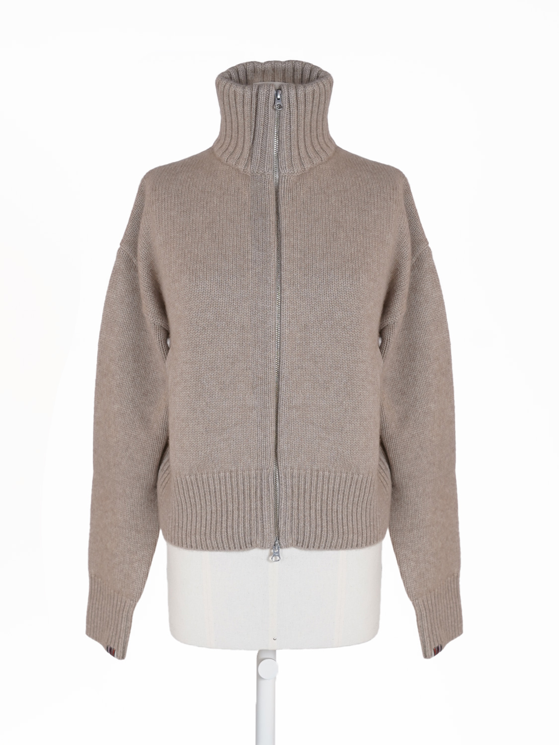 No. 438 Xtra – Cashmere cardigan