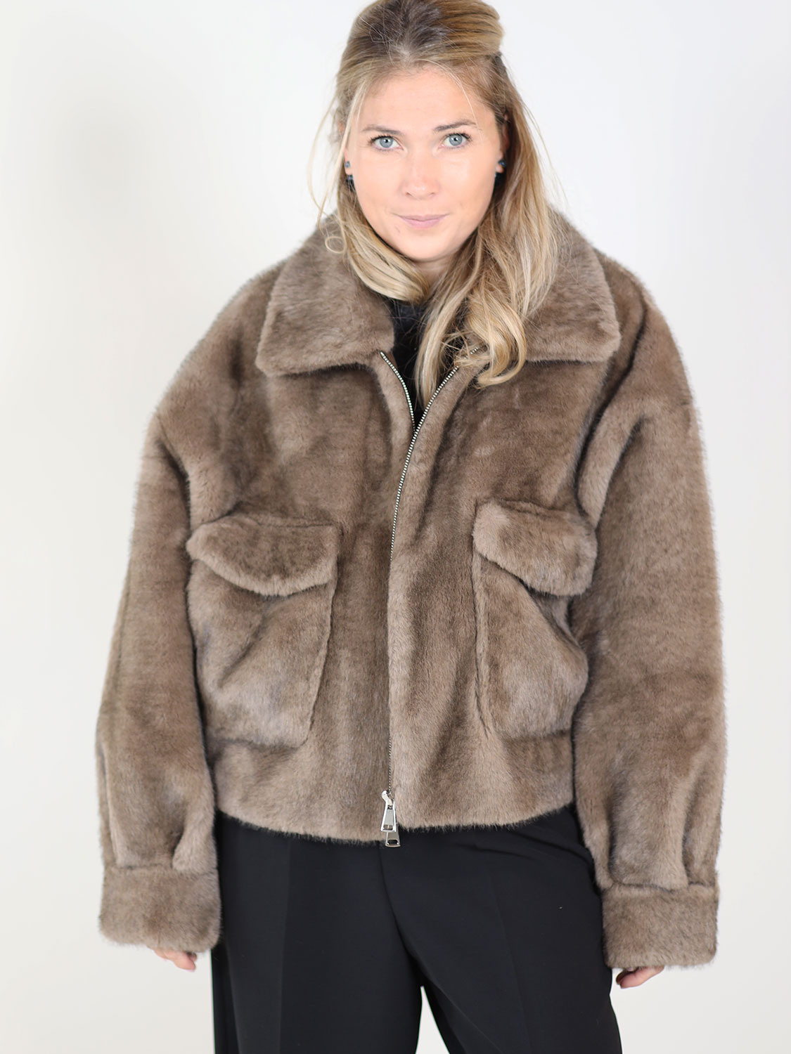 Betta Corradi Giacchino – Jacke in Felloptik   taupe XS