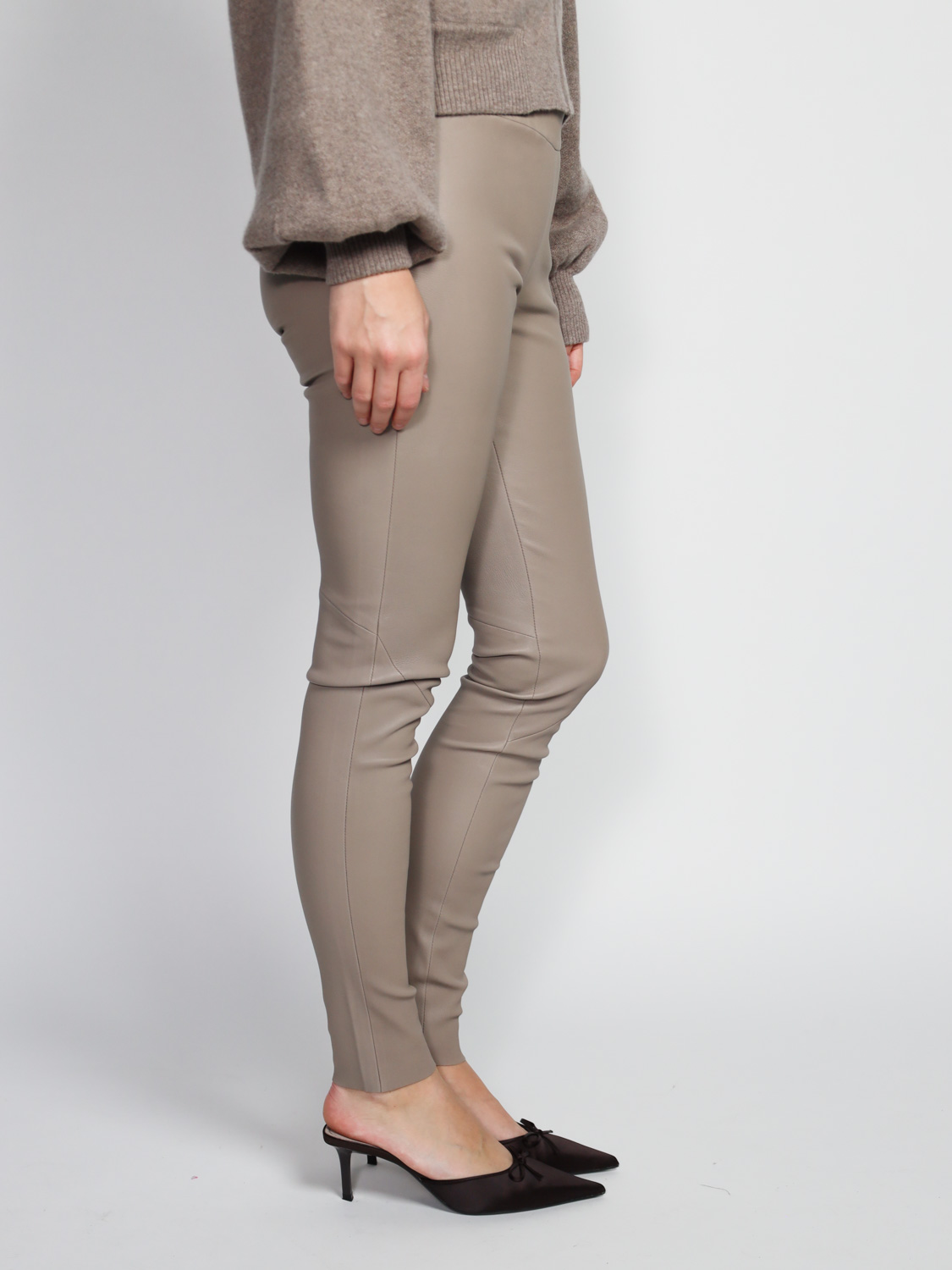 Arma Roche Stretch Plonge – Leder Leggings   taupe 34
