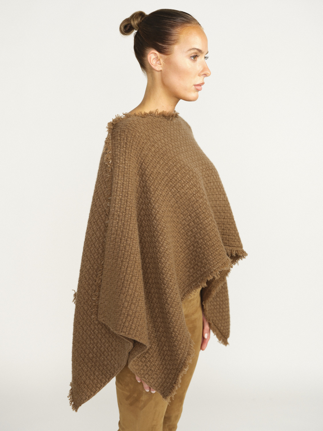 Iris von Arnim Xavia - Cape in cashmere with fringed edge brown One Size