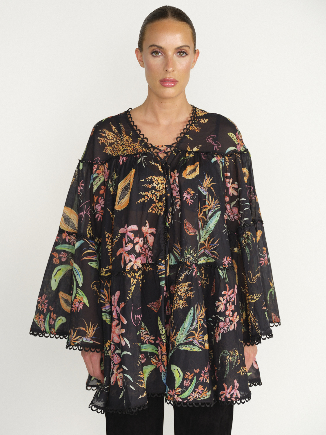 Charo Ruiz Kaftan Ivet – Kaftanjacke mit floralem Blumenprint schwarz S