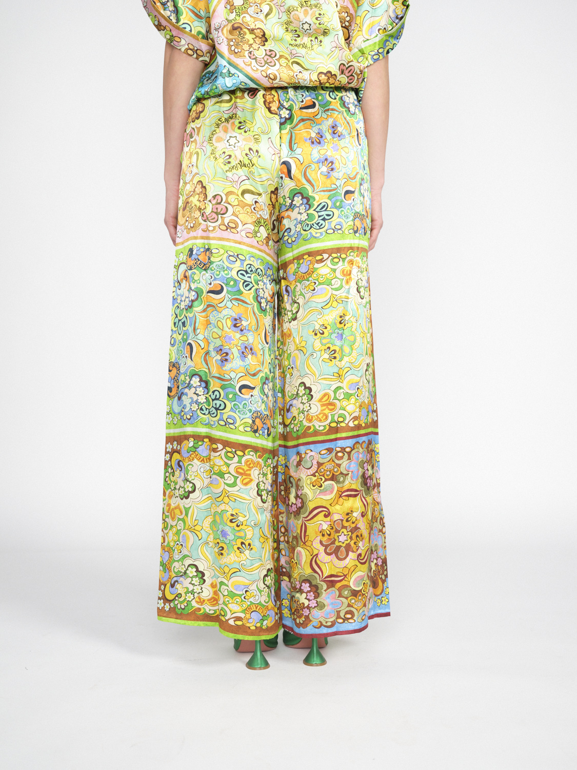Alemais Dreamer Pants – Seiden-Satin-Hose mit floralem Print  mehrfarbig 40