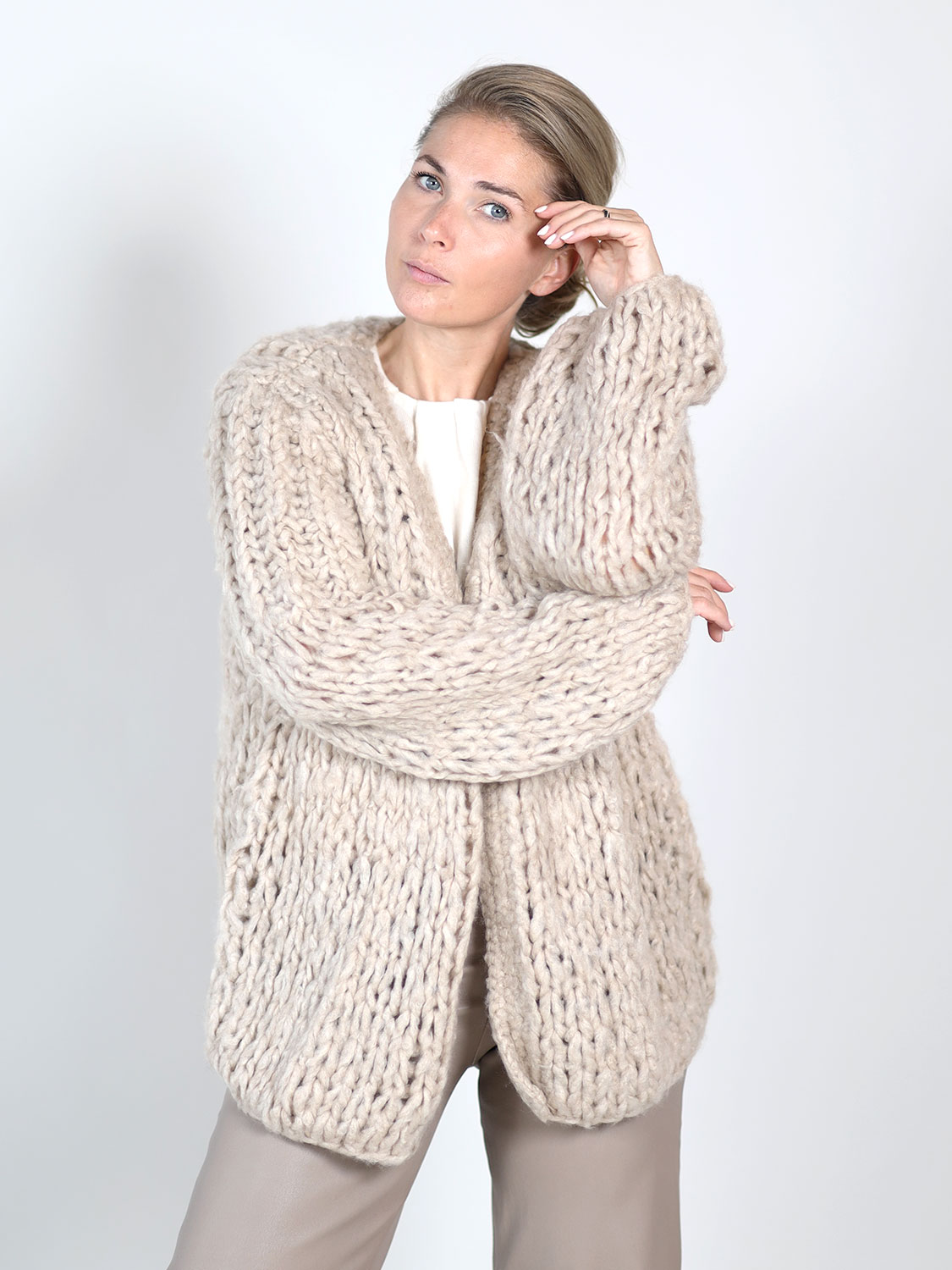 Ely Ely Clarice - Knitted cardigan taupe One Size