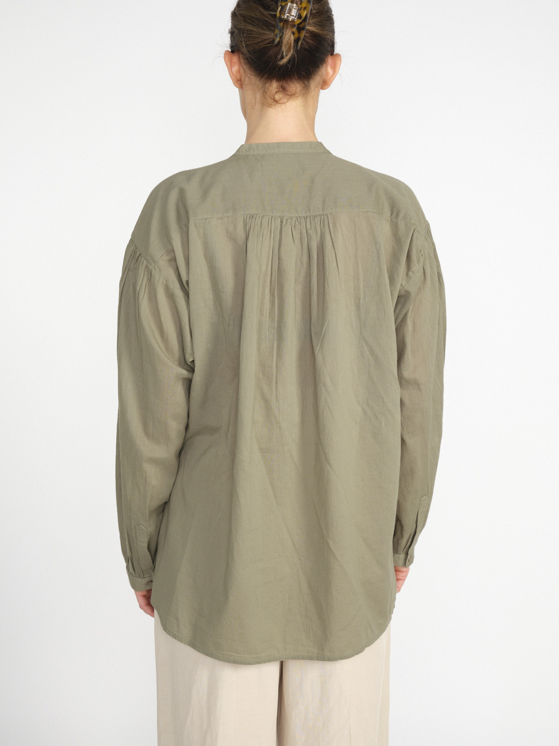 Nili Lotan Neville – Voile Pulloverbluse aus Baumwolle   khaki S