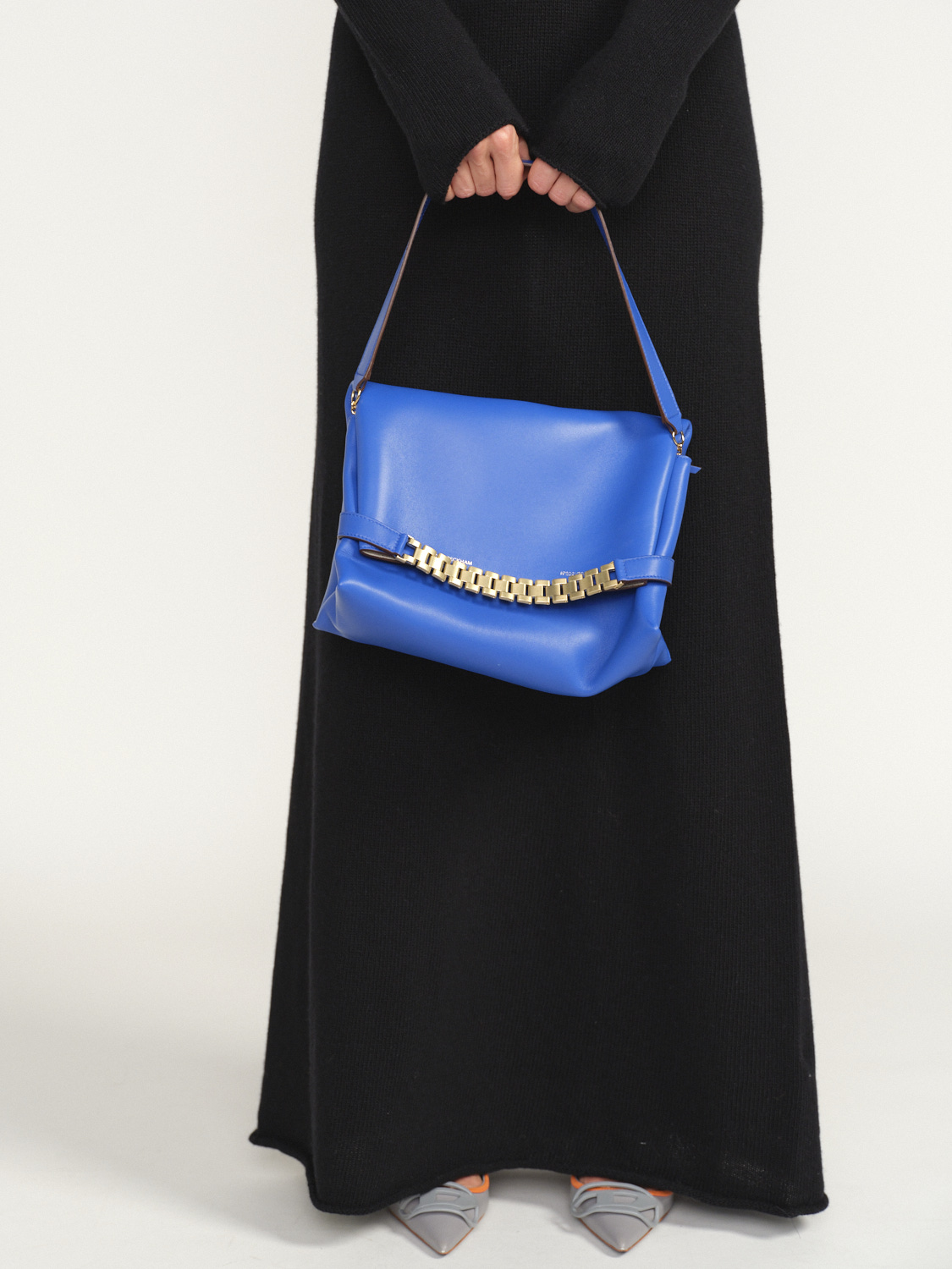 Victoria Beckham Chain Pouch Bag – Tragetasche aus Leder blau One Size