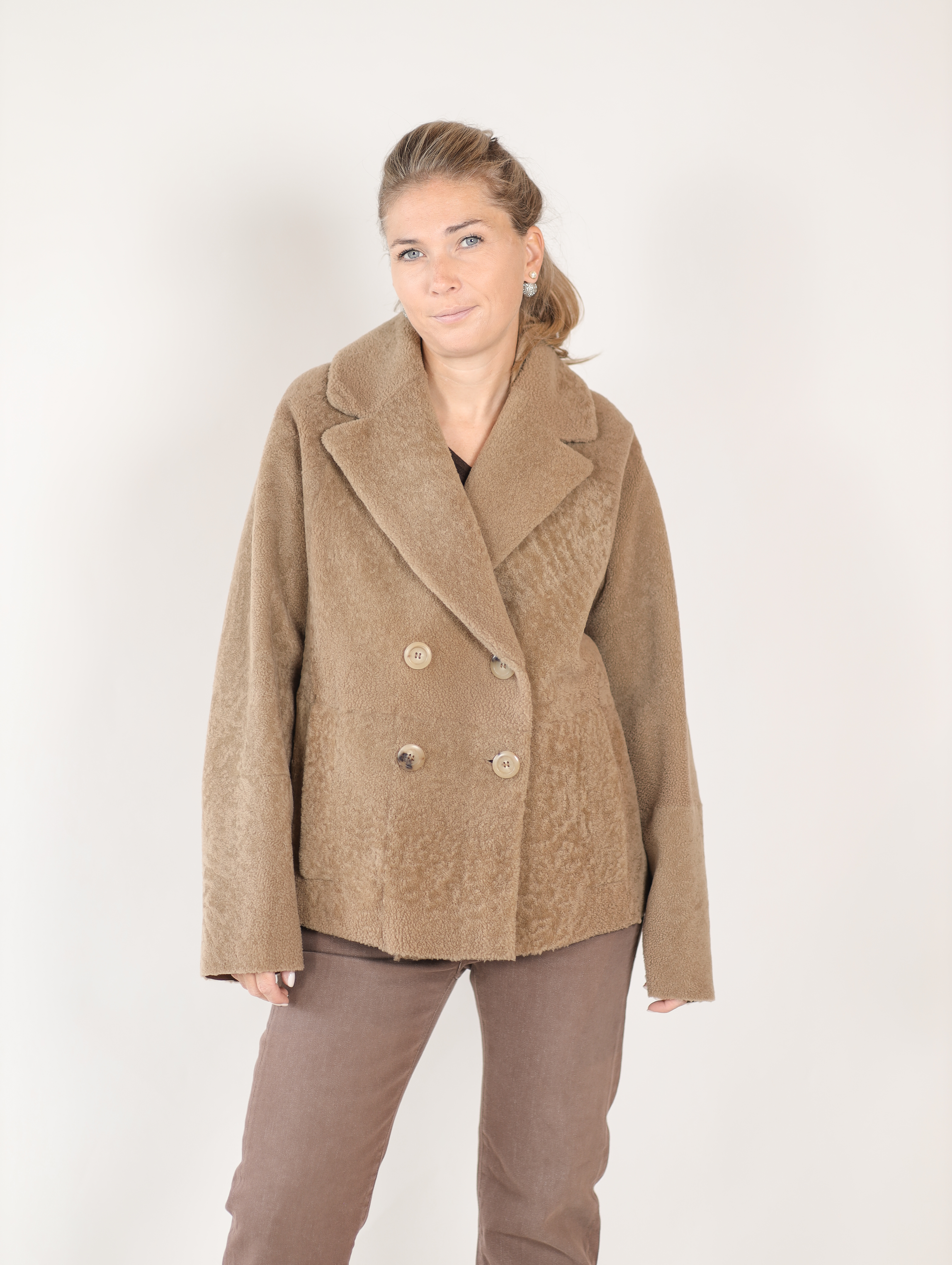 Blancha Light Curly – Short Shearling Coat brown 34