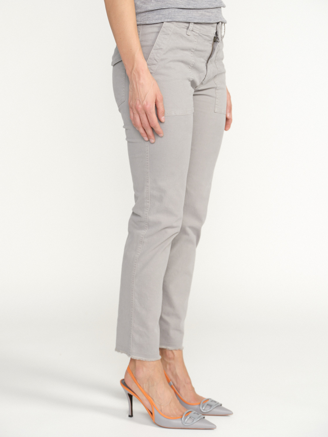 Nili Lotan Jenna Pant - pantalón con grandes bolsillos abiertos  gris 34