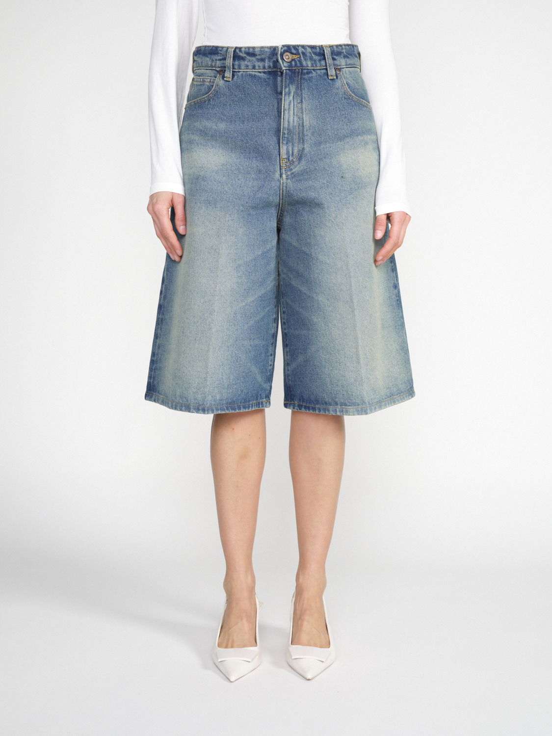 Victoria Beckham Bermuda – Oversized Denim-Shorts 	  blau 26