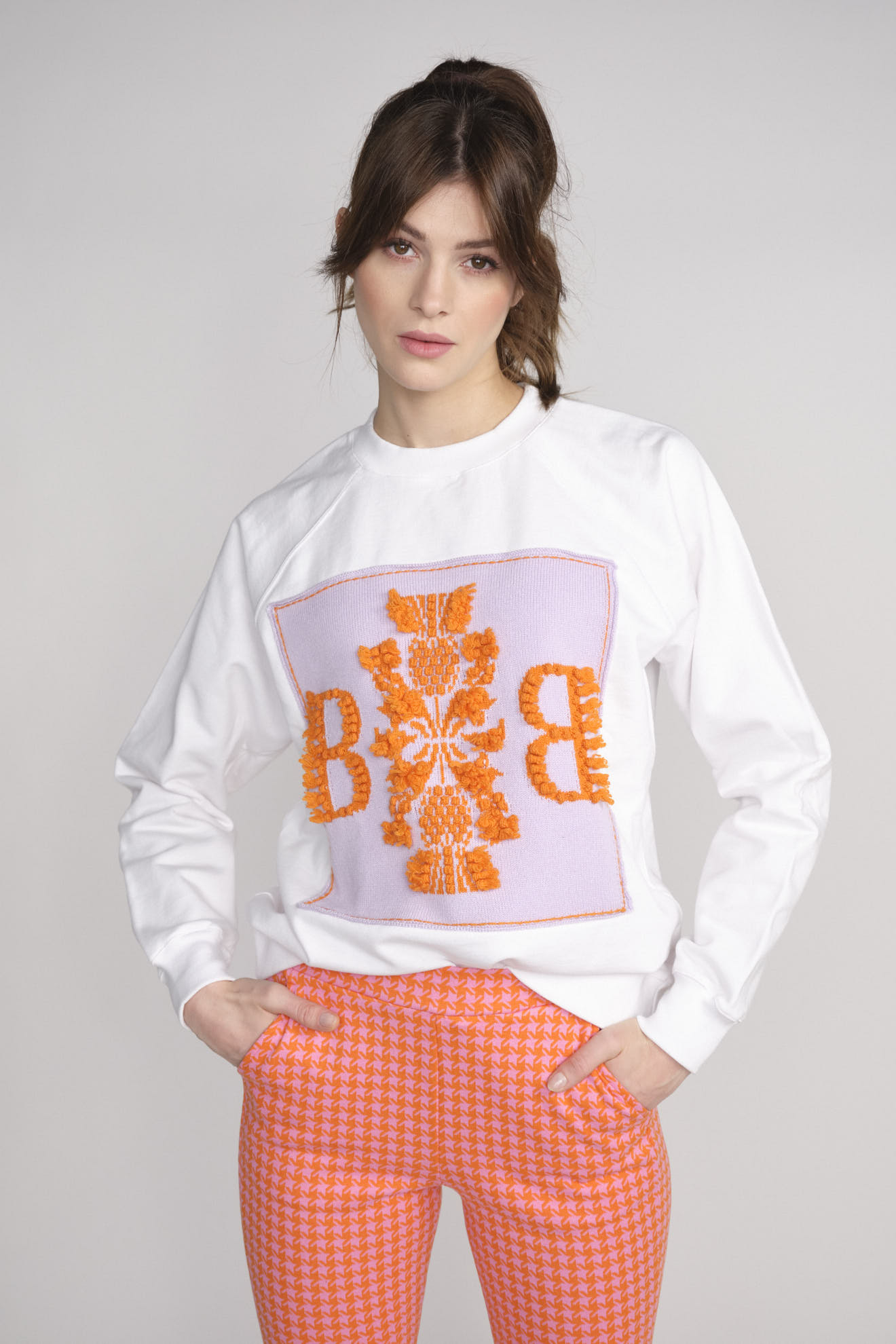 Barrie Sweater with Barrie Logo cashmere patch - Pull en coton avec logo en cachemire violet M