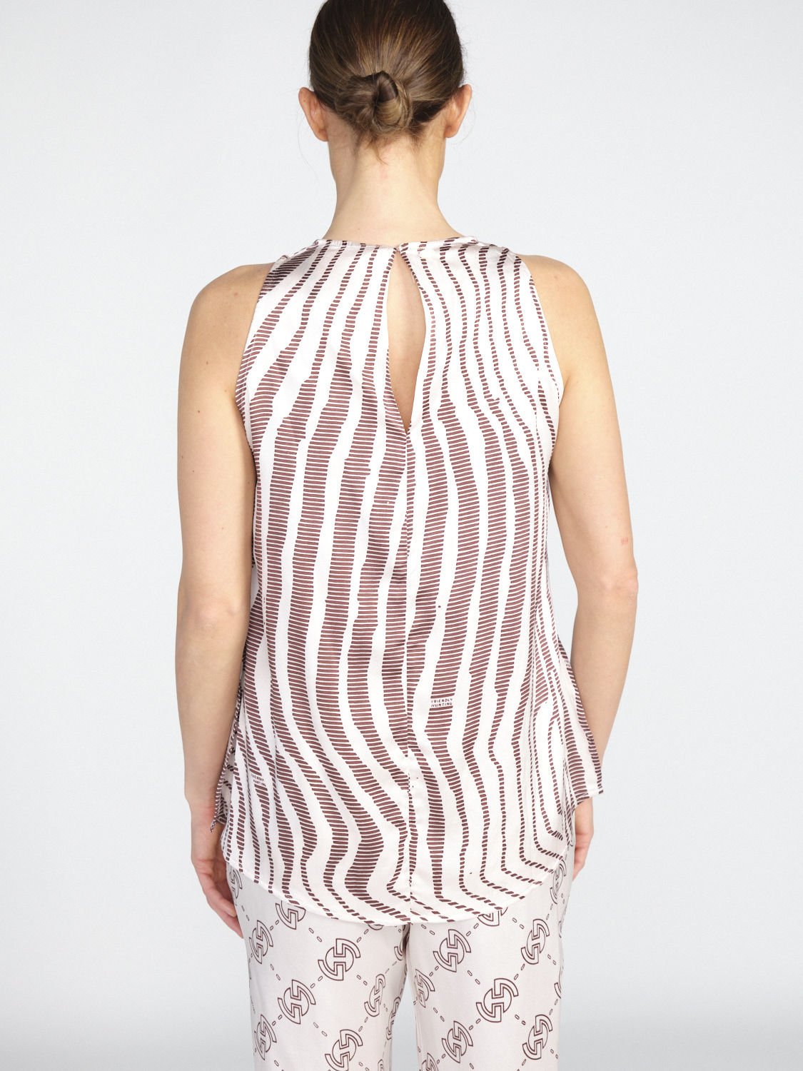 friendly hunting Salvia Okapi - Silk tank top with graphic pattern  rosa XS