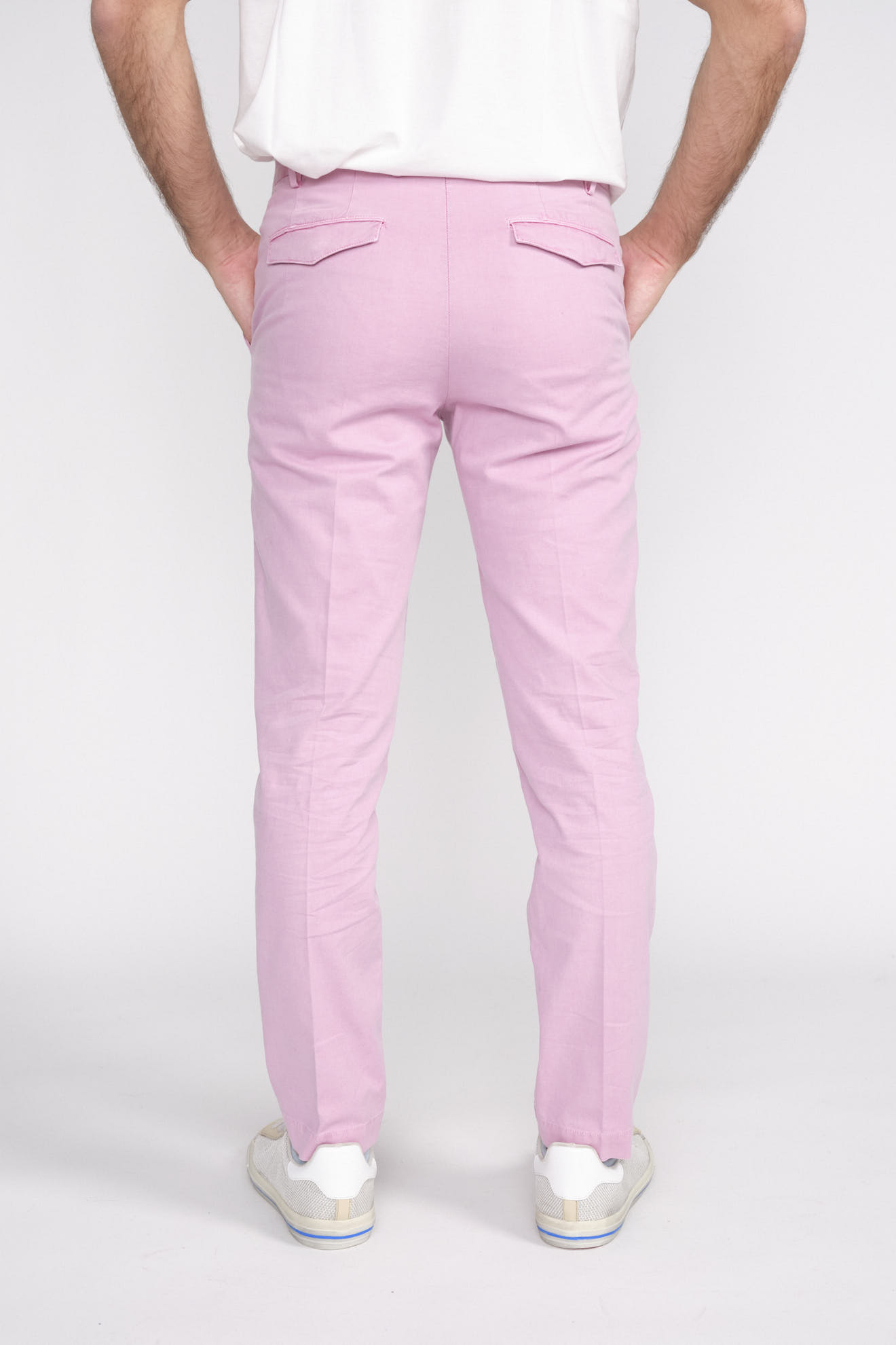 PT Torino Pantalon style chino avec pli en coton blau 48