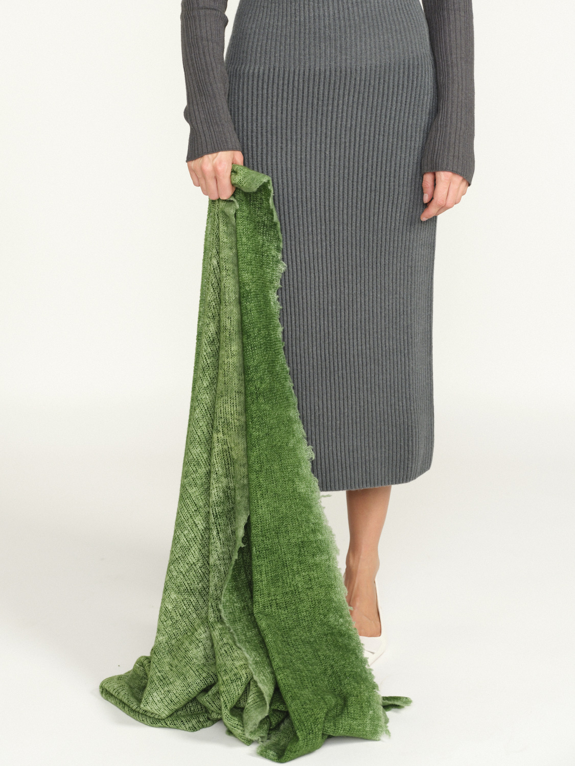 Avant Toi Oversized Scarf - Merino cashmere scarf in oversize design  green One Size
