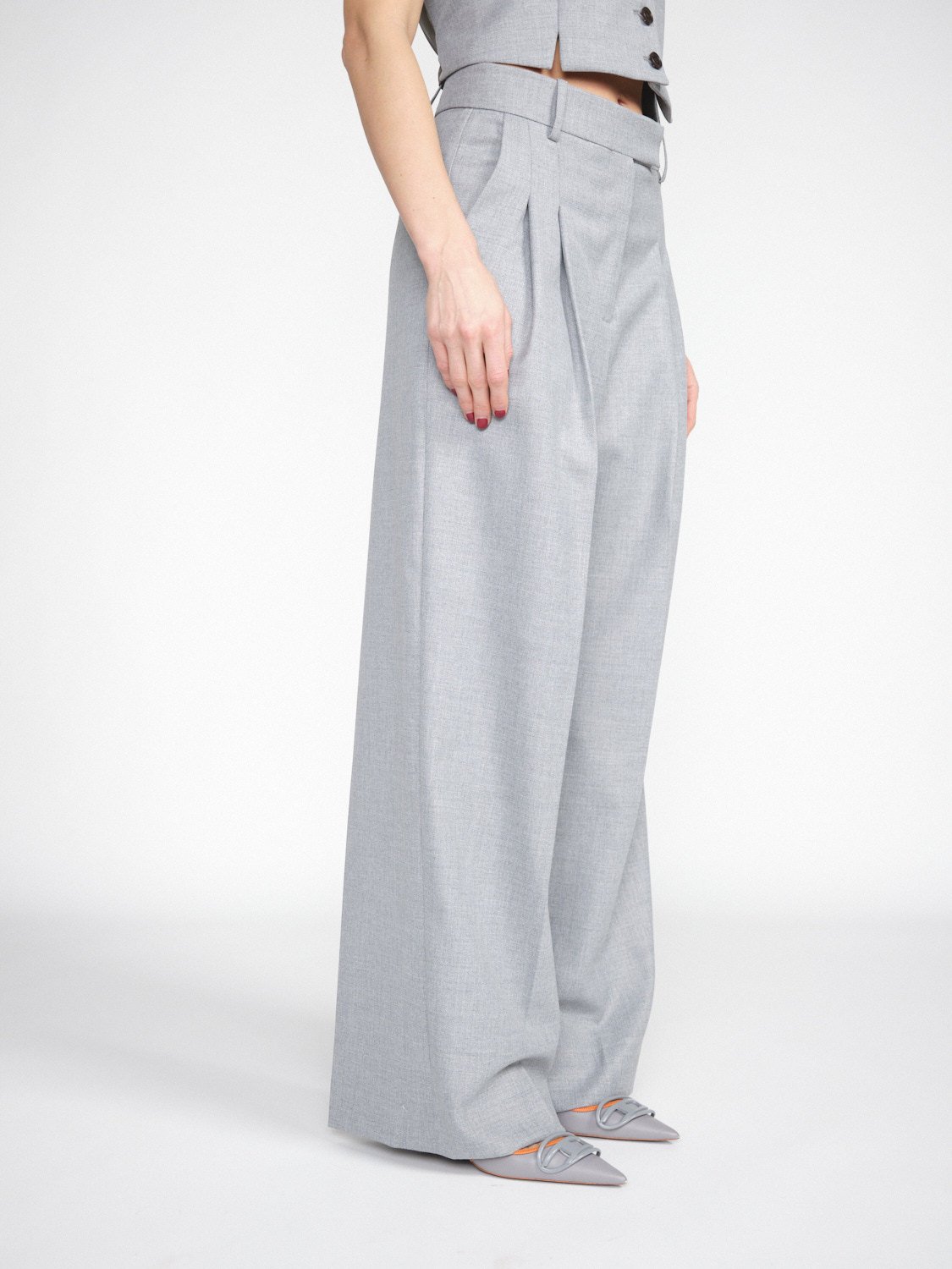By Malene Birger Extra-wide suit trousers with waistband and creases  grey 38