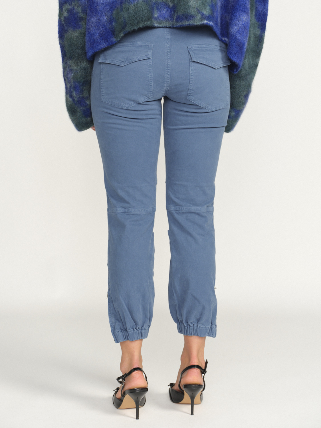 Nili Lotan Cropped - Pantalon ¾ avec de grandes poches en coton bleu 34