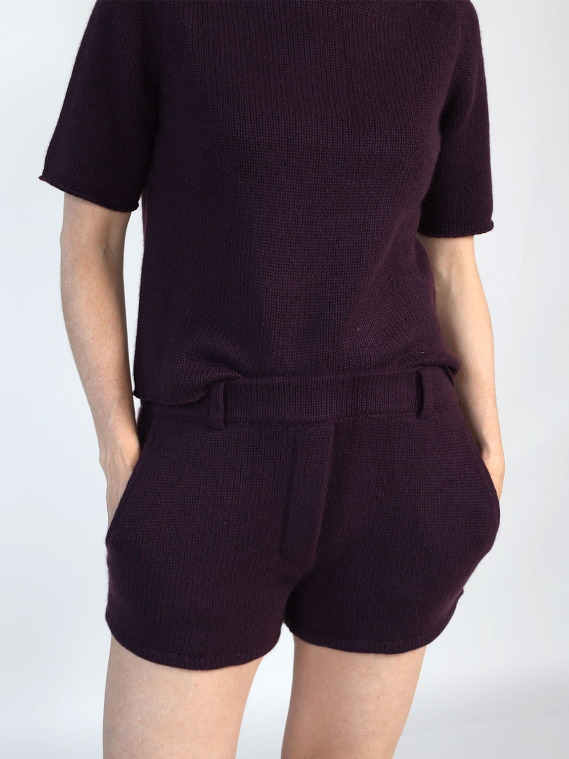 Lisa Yang Tyra - Gestrickte Shorts in Anzugshosenoptik  bordeaux XS/S