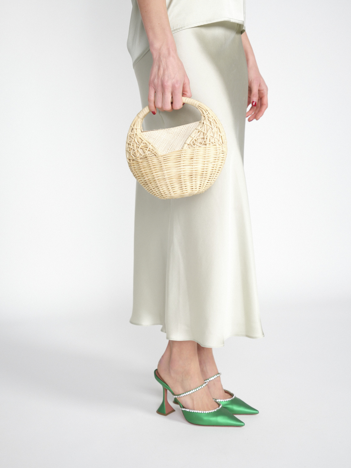 Ulla Johnson Sea Shell – Handmade basket from rattan  beige One Size