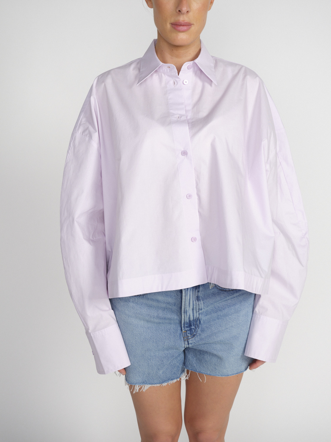 Roberto Collina Camicia Boxy – Oversized cotton blouse with a cropped length  lila S
