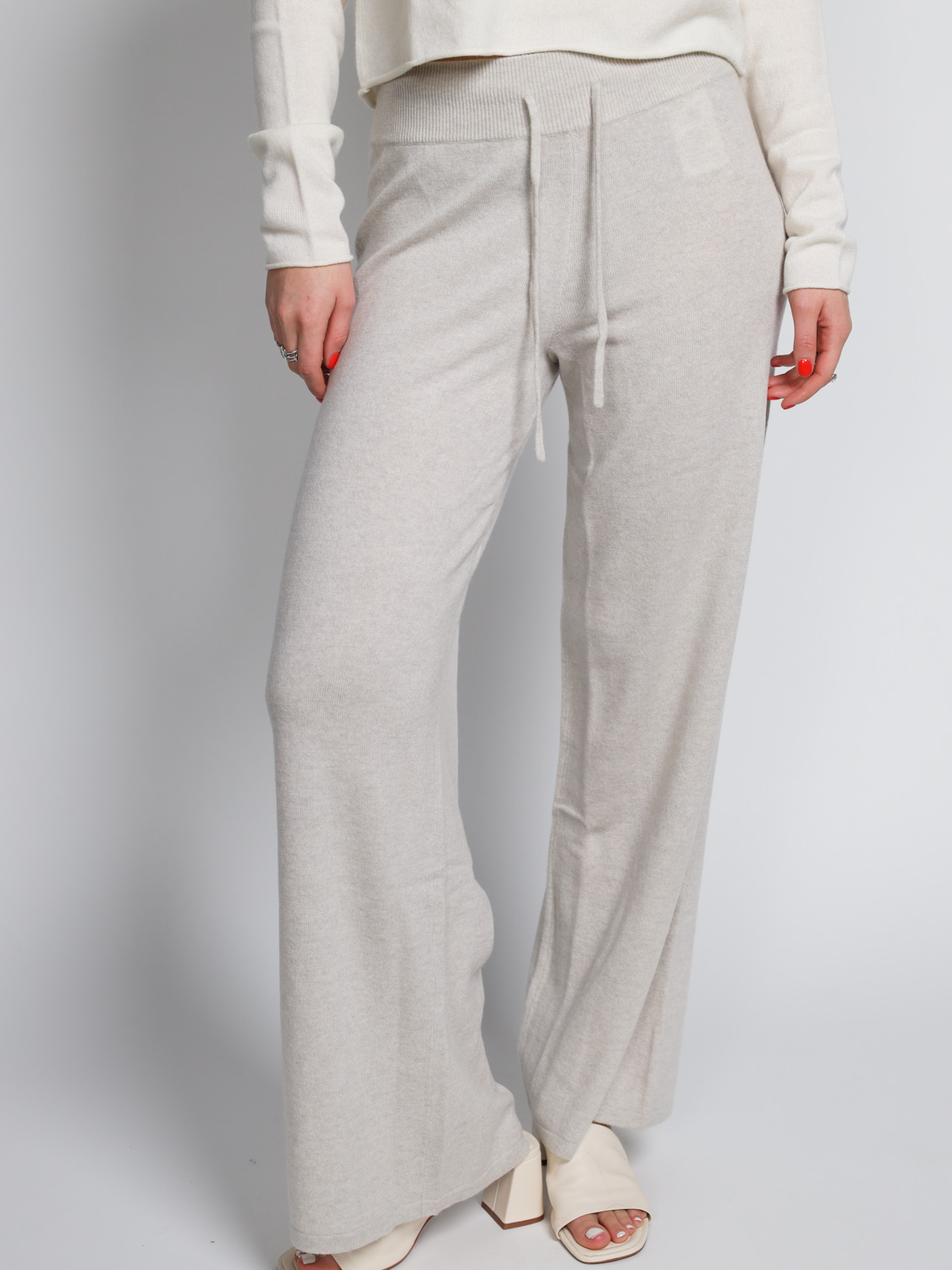 Lisa Yang Sofi – flowing cashmere trousers  creme S/M