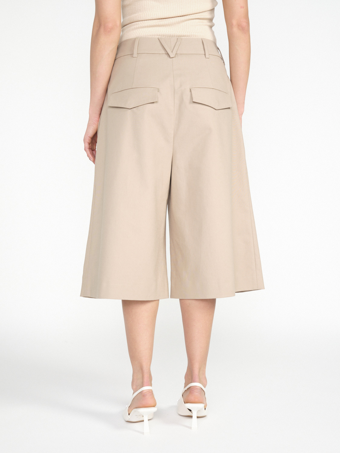 Rossi Jun – Oversized Shorts aus Baumwollsatin   beige S