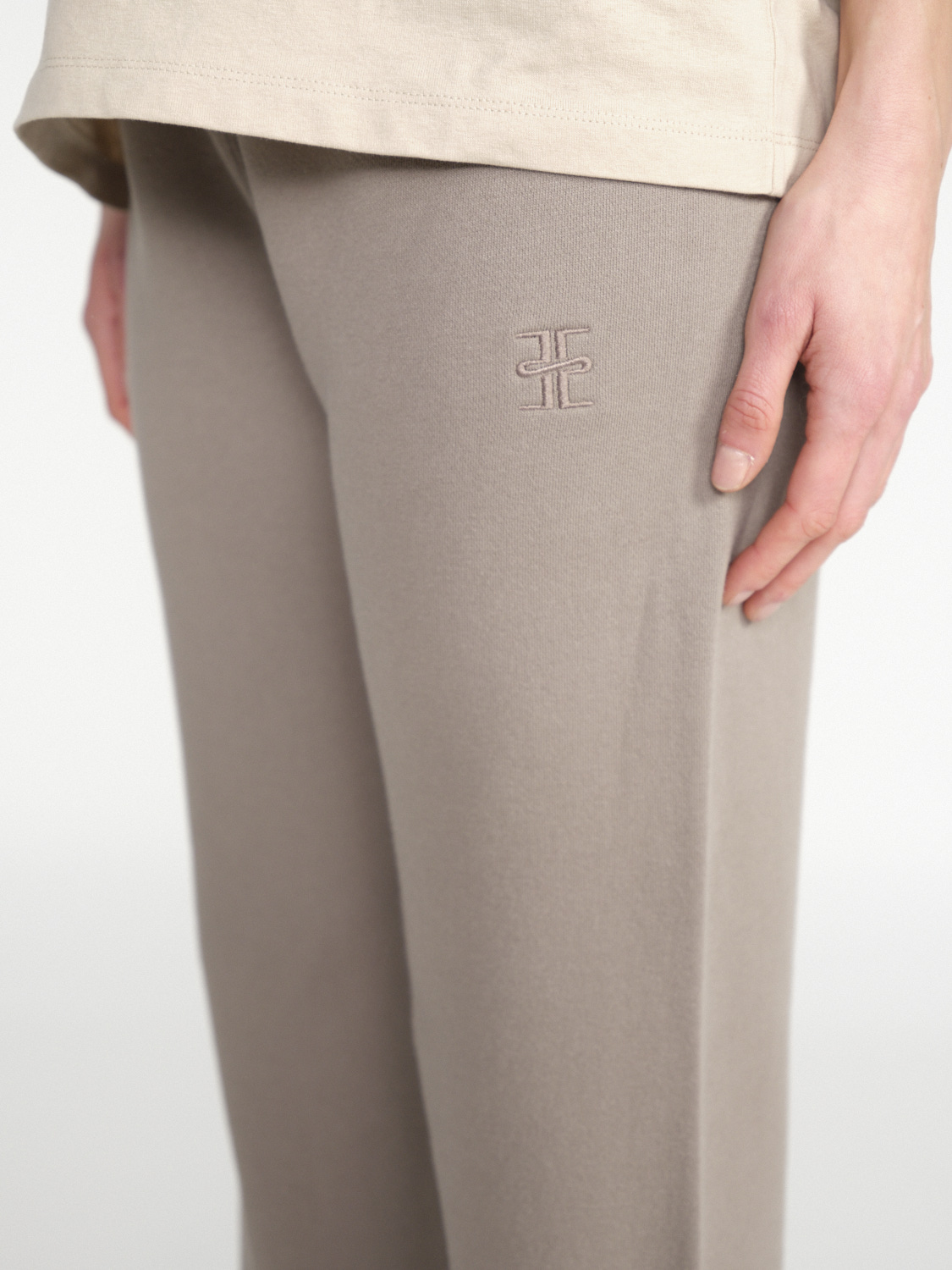 Eterne Straight-Leg Sweatpant aus Baumwolle  braun S