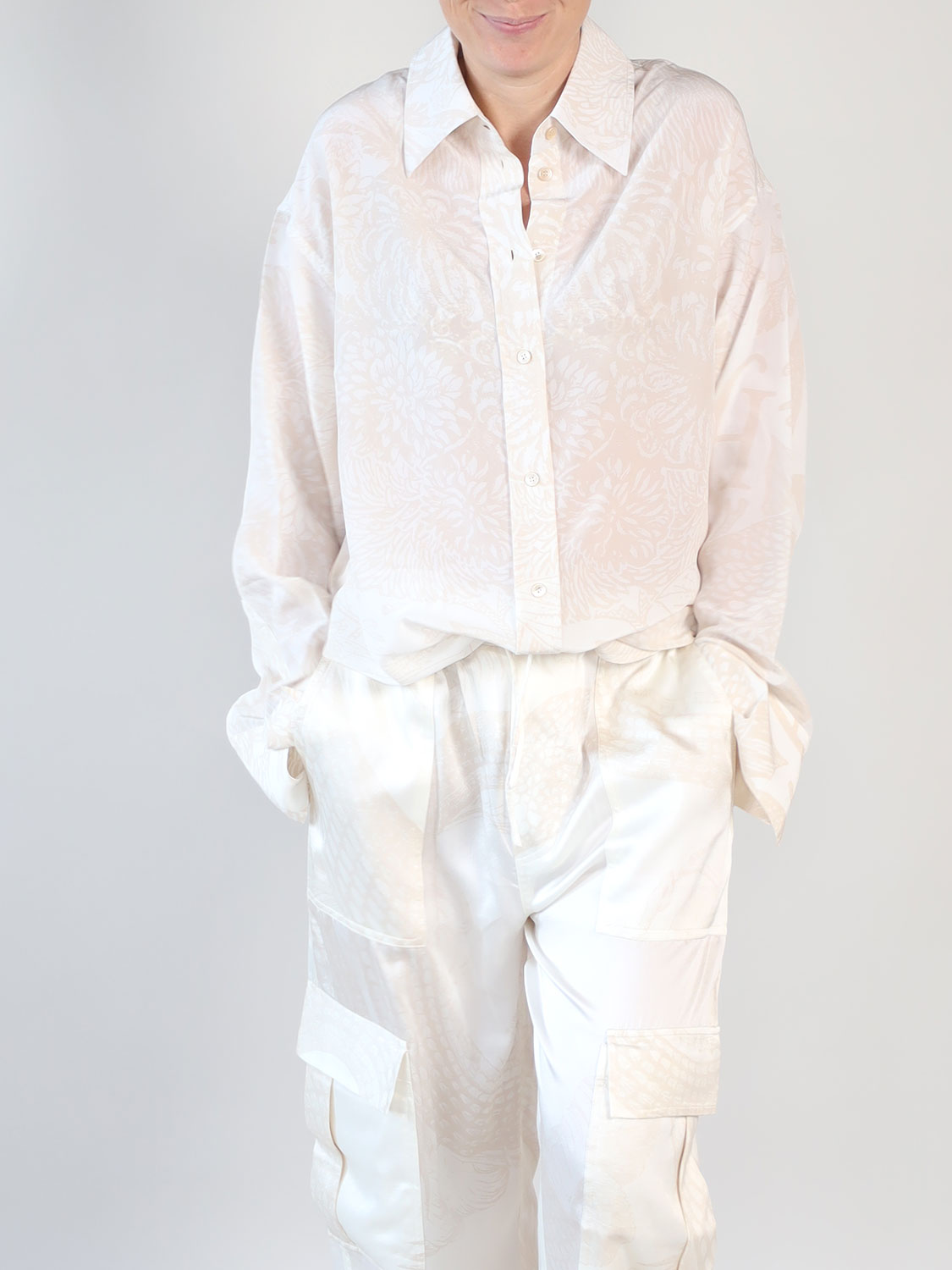 friendly hunting Blouse with floral pattern creme S