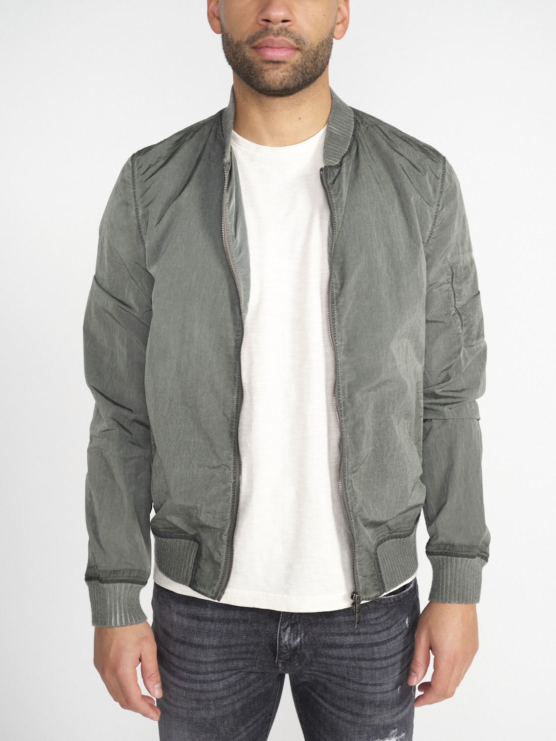 GMS 75 Lightweight bomber jacket made of technical fabric with a used look  khaki L