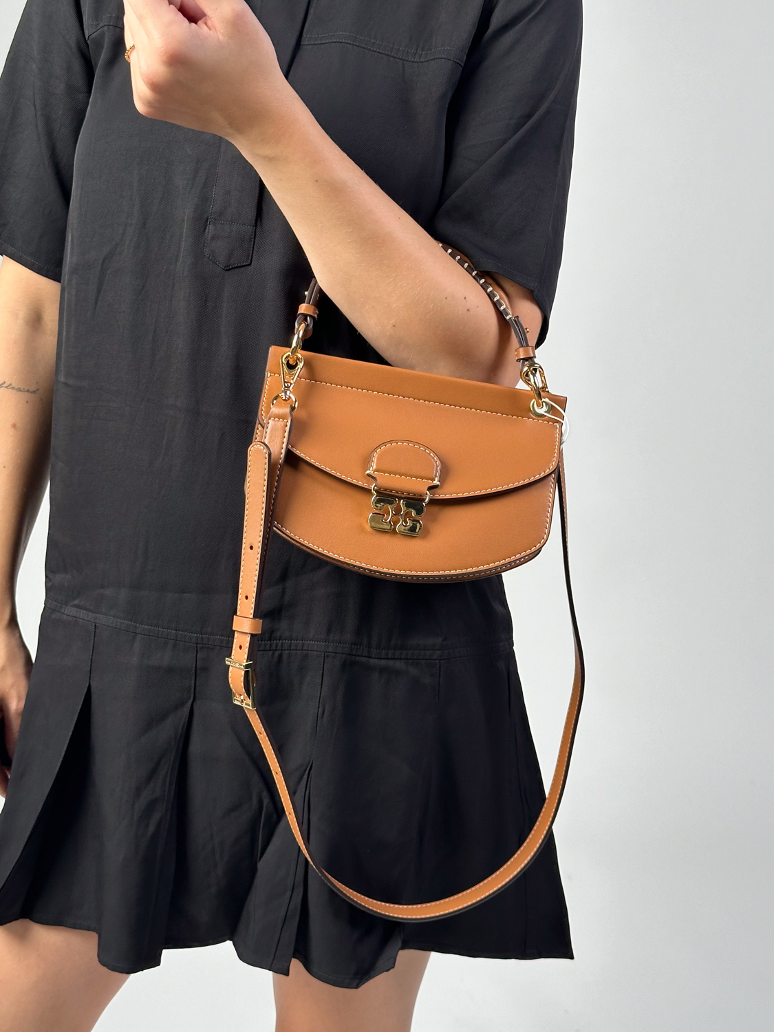 Ganni Mini APO-G Umhängetasche   Khaki Taille unique
