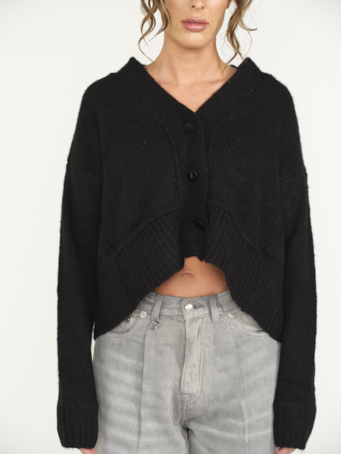 LU Ren Riely D. – Oversized Cardigan mit Knopfleiste schwarz XS