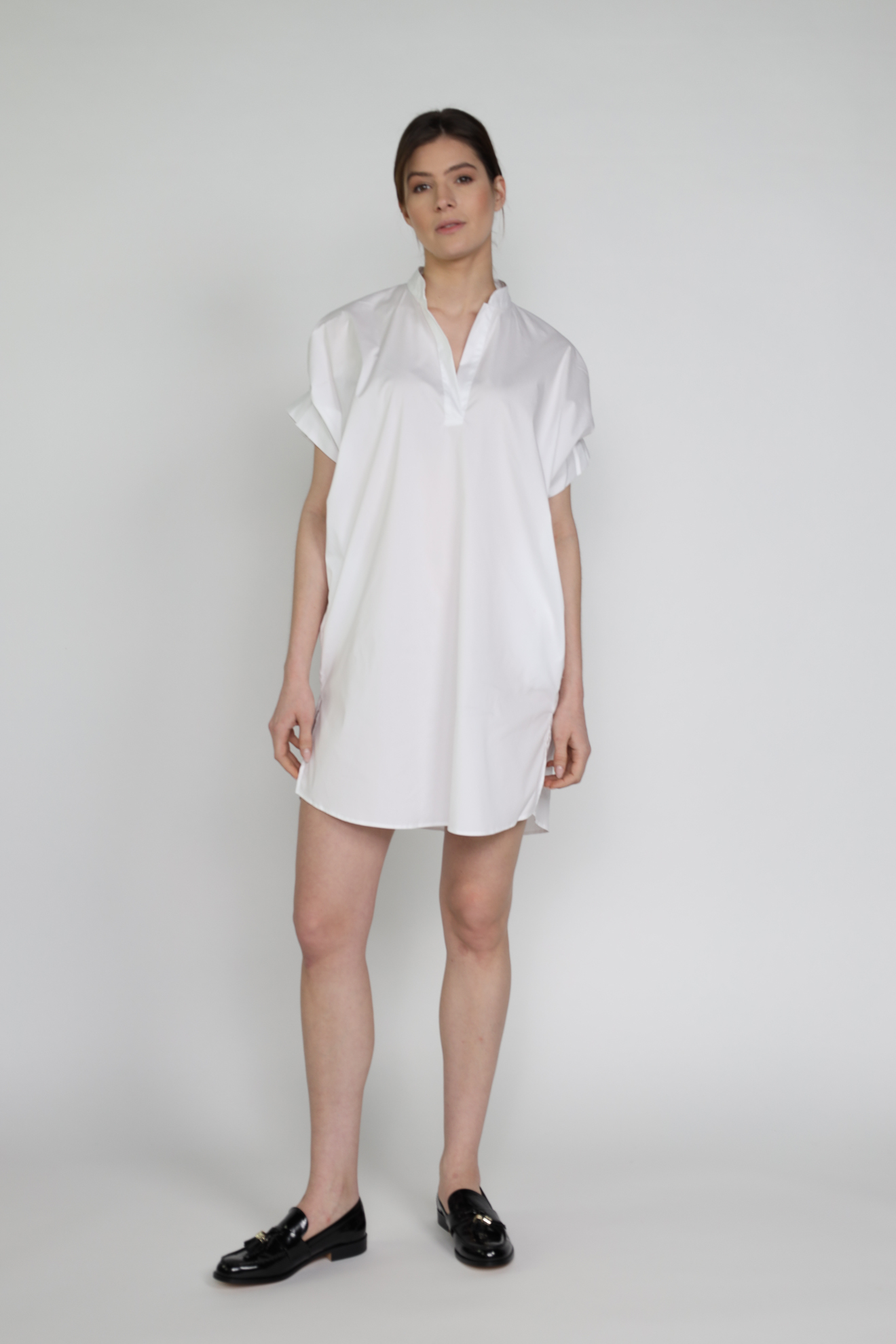 Emma - Oversized blouse style dress with short sleeves L white