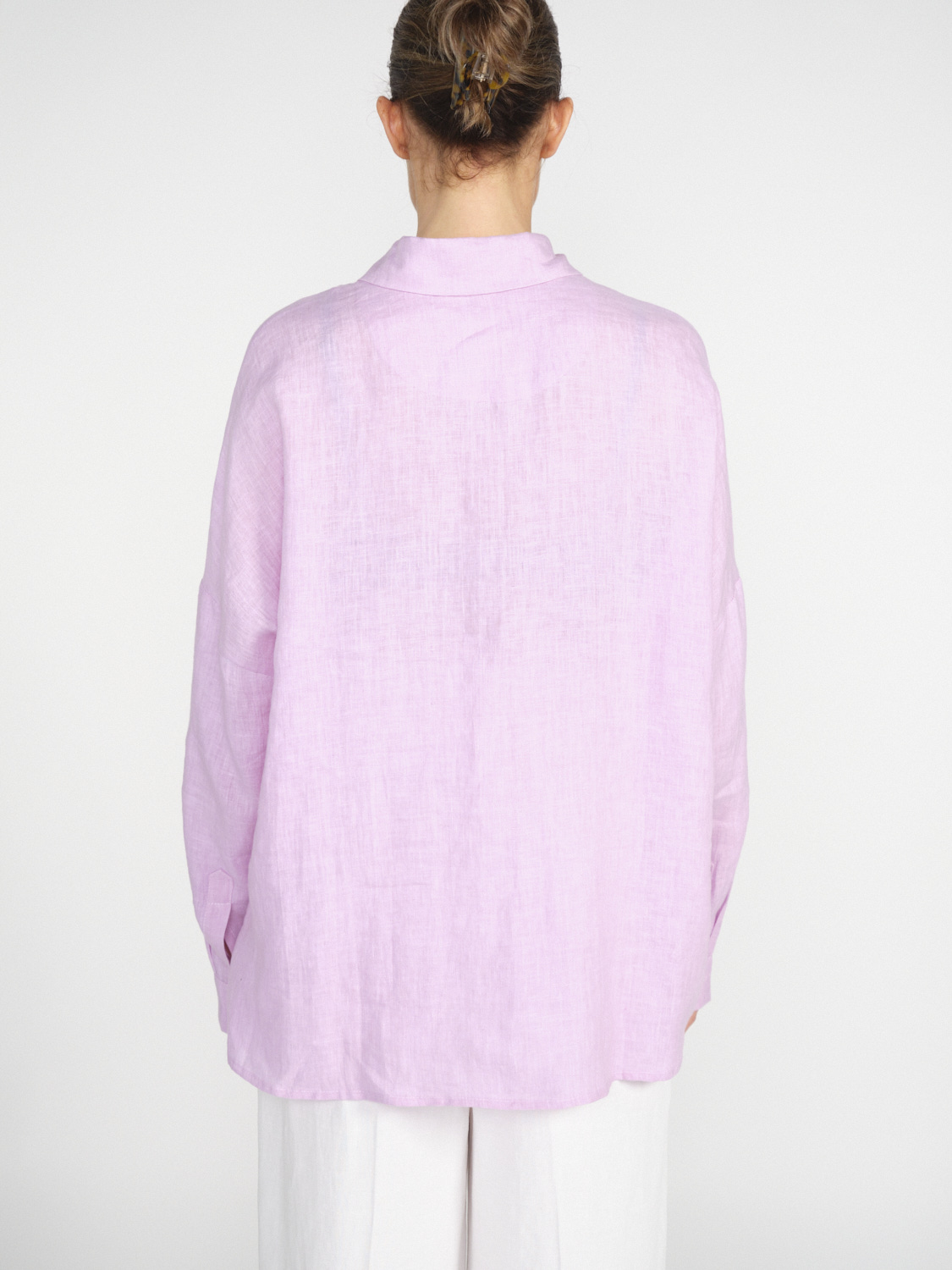 an an londree Summer – linen blouse with playful details  rosa XS