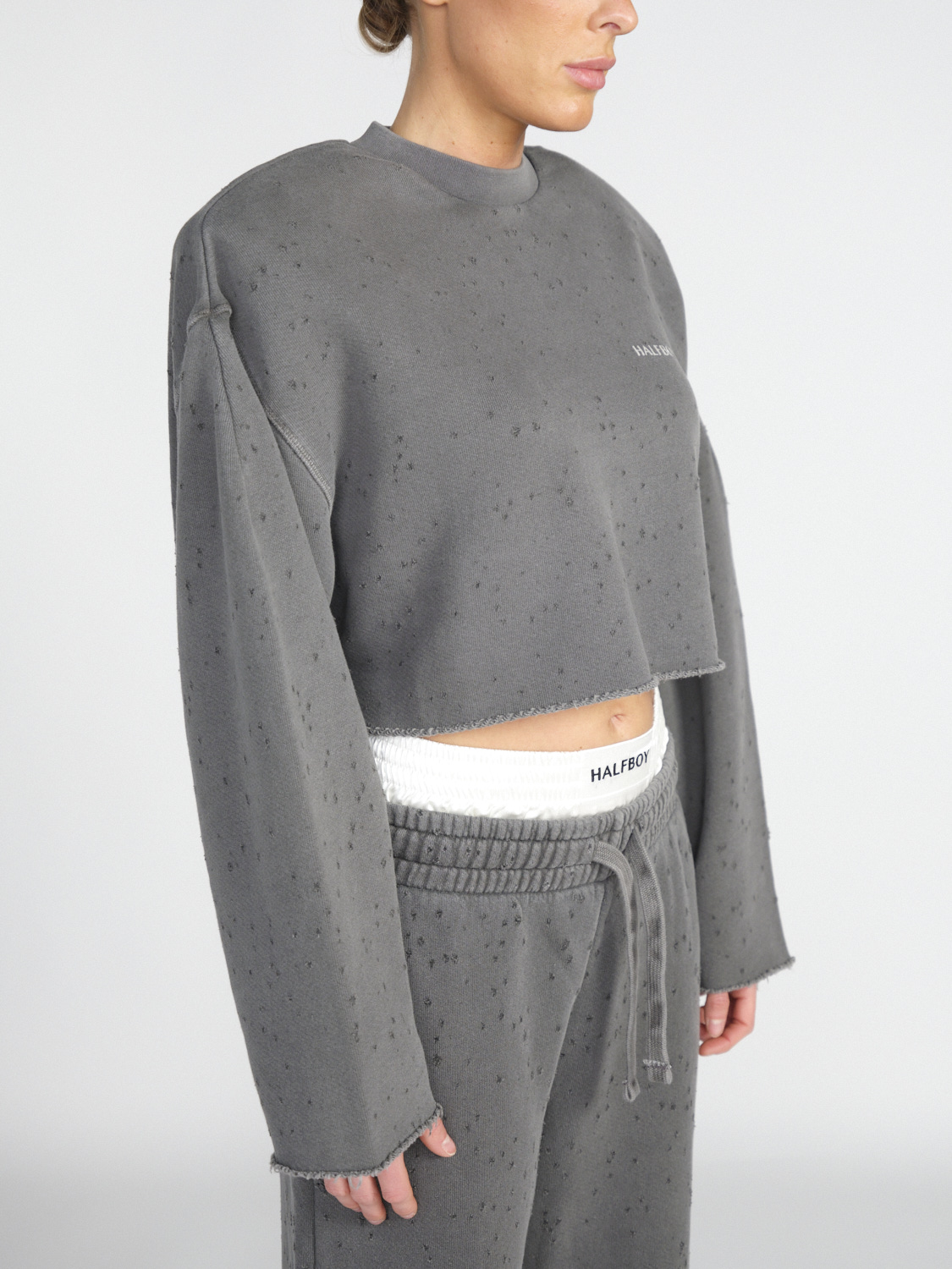 Halfboy Crew Neck – Cropped Pullover mit Schulterpolstern   grau XS