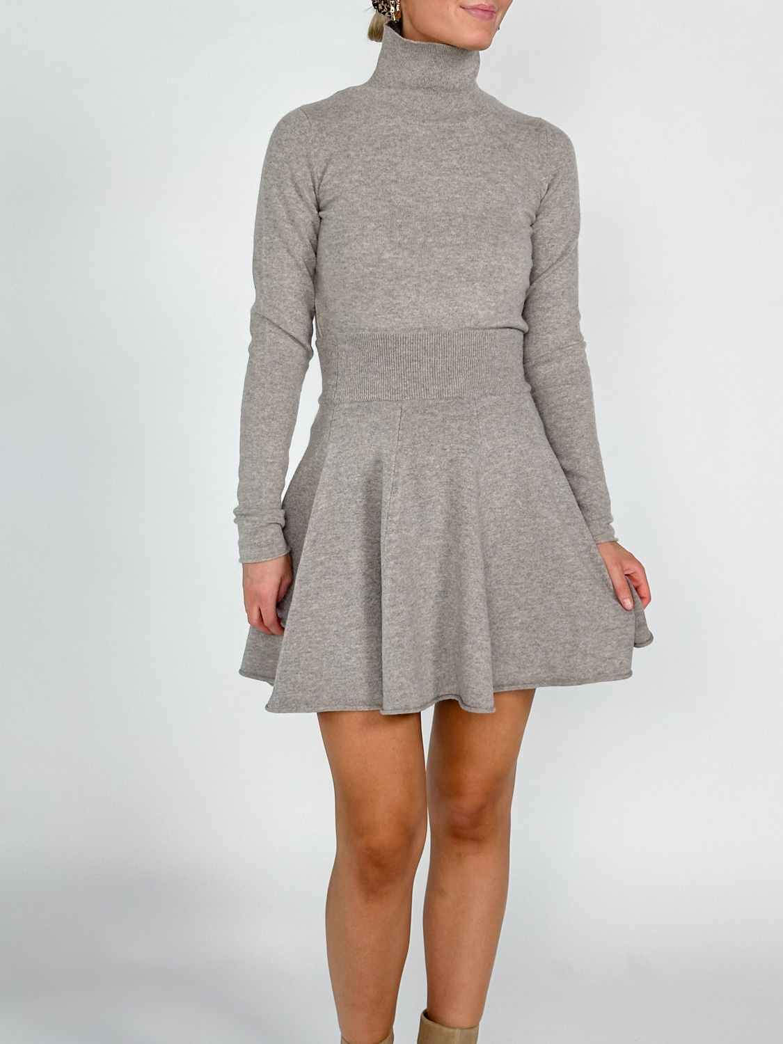 Extreme Cashmere N°379 Girl – Minirock aus Cashmere-Mix anthrazit One Size Extreme Cashmere N°379 Girl – Minirock aus Cashmere-Mix anthrazit One Size