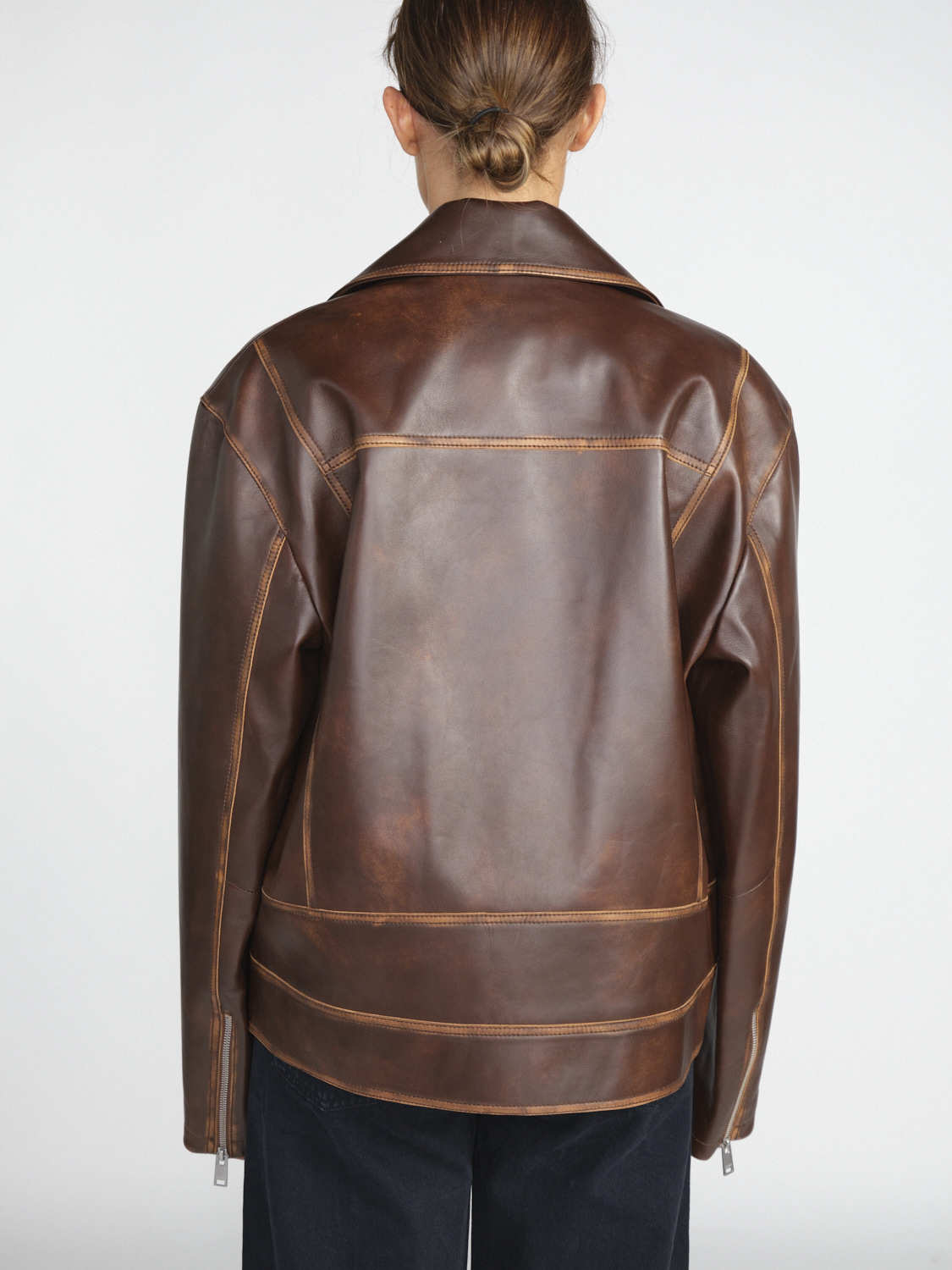 Arma Marius – Oversized leather jacket in a used look  brown 50