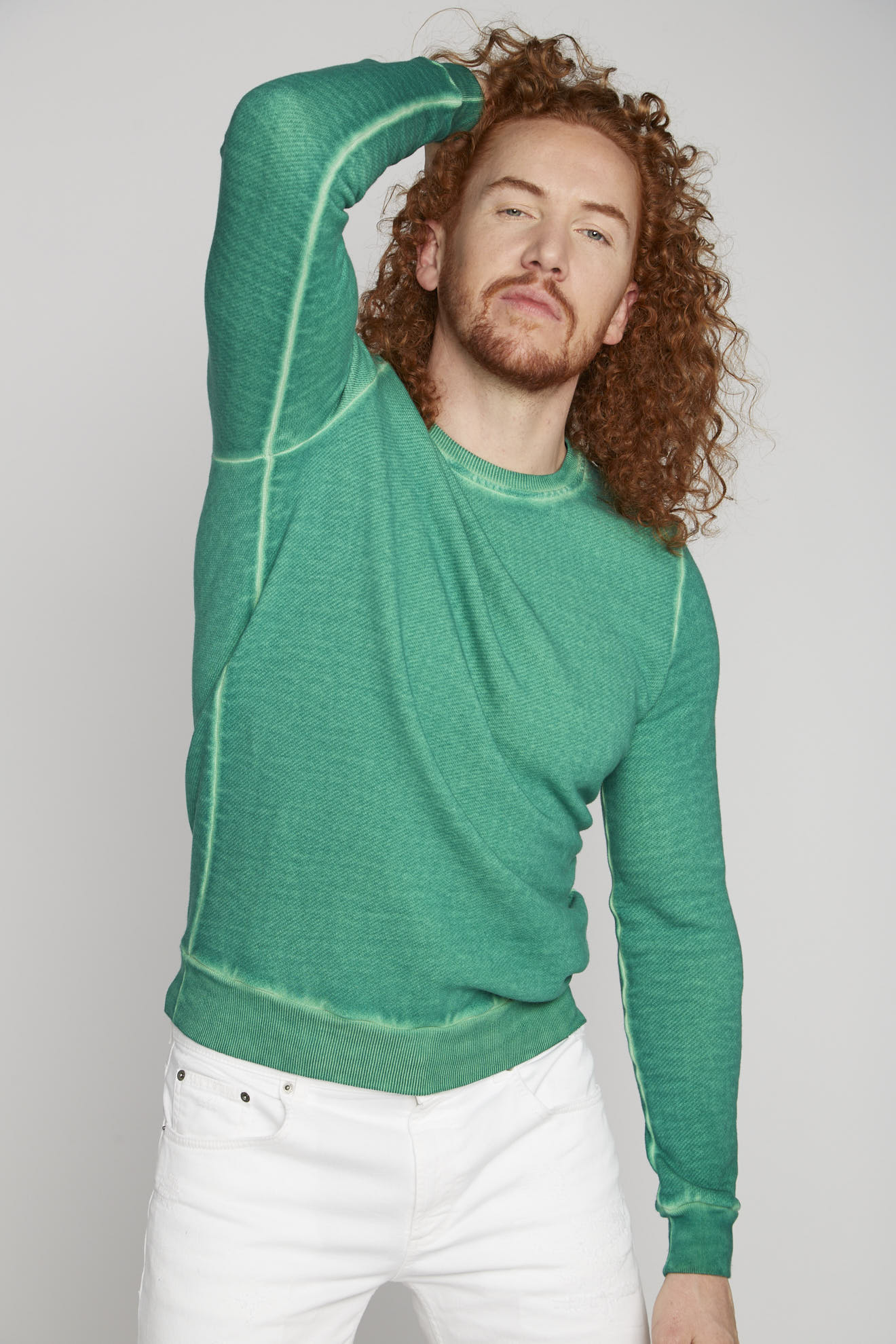 roberto collina sweater green plain mix model front