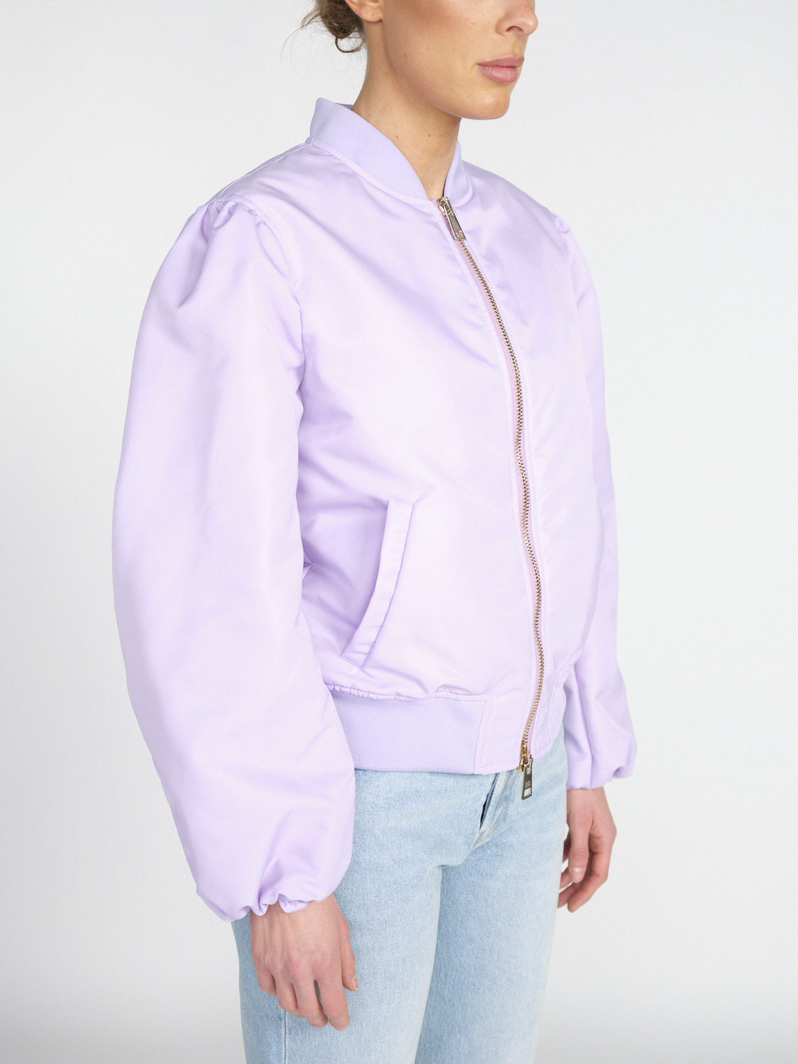 Bazar Deluxe Classic bomber jacket made from tech fabric  lila XS/S