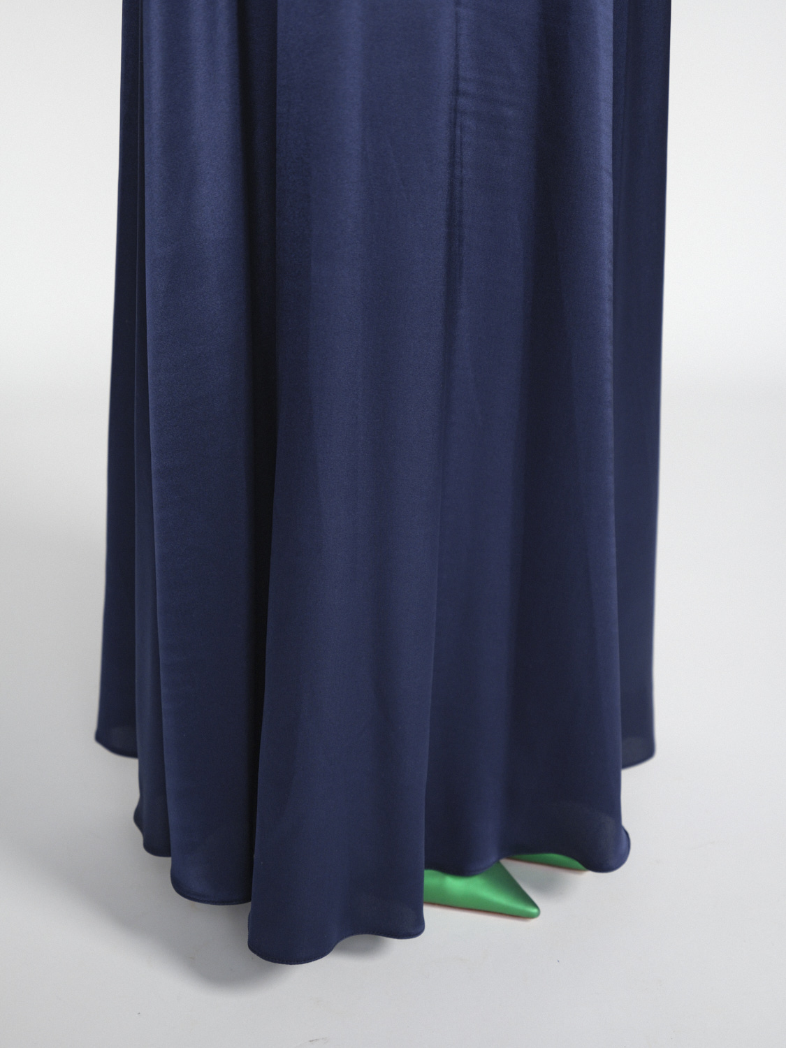 SIYU Lisos Seda - Stretchy maxi satin skirt  marine 36