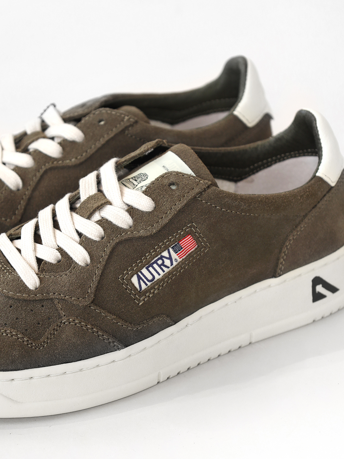 Autry Medalist Low – Sneaker khaki 42 Autry Medalist Low – Sneaker khaki 42