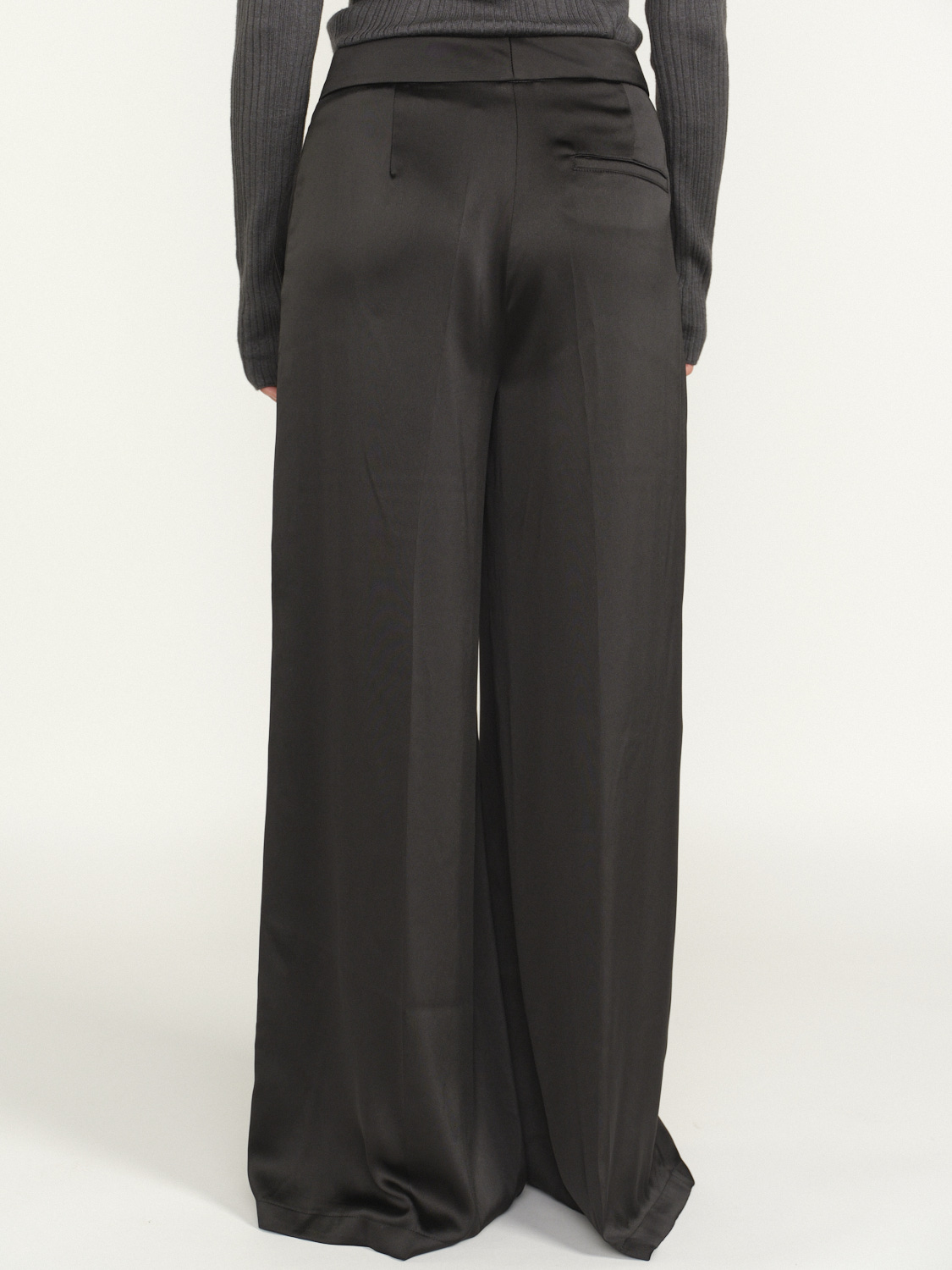 Seductive Maya - pants in satin look with flared leg  black 36