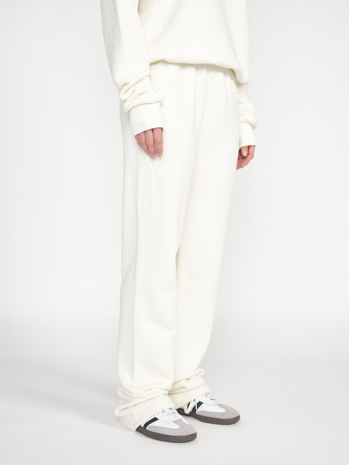 Eterne Straight-leg sweatpants made of cotton  creme S