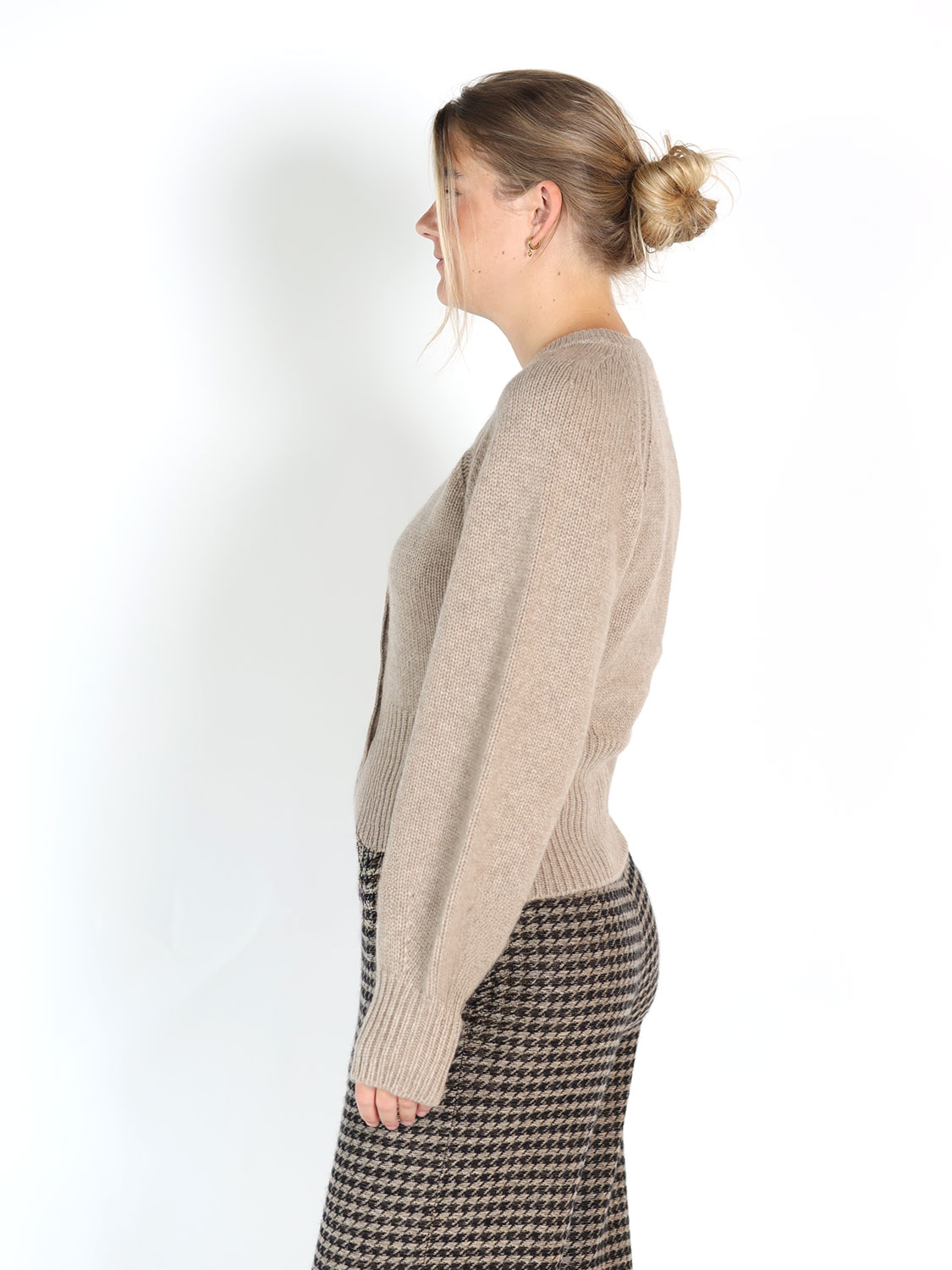 Guest in Residence Cashmere cardigan taupe XS